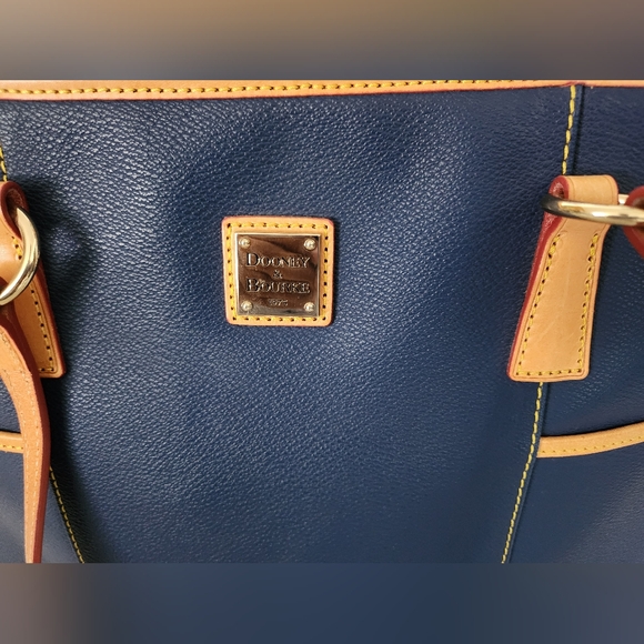 Dooney & Bourke Tote Bag - Picture 10 of 13